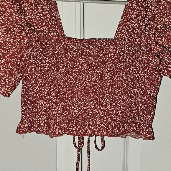 SHEIN Brick Red Crop Ruffle Blouse - Picture 4 of 8